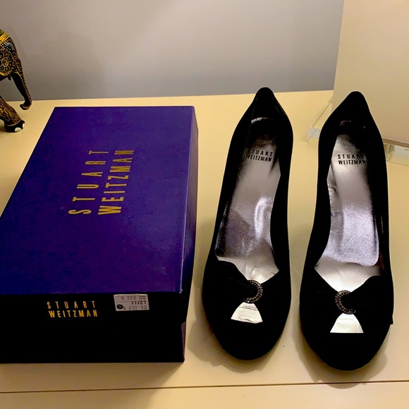 Black Stuart Weitzman dress shoe - Picture 1 of 4